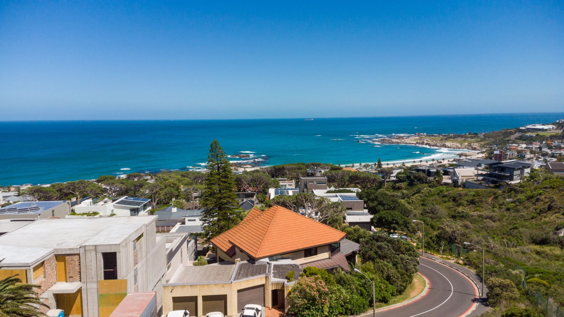 Best Airbnb City in Africa for ROI - Cape Town - 6 bedroom house in campus bay