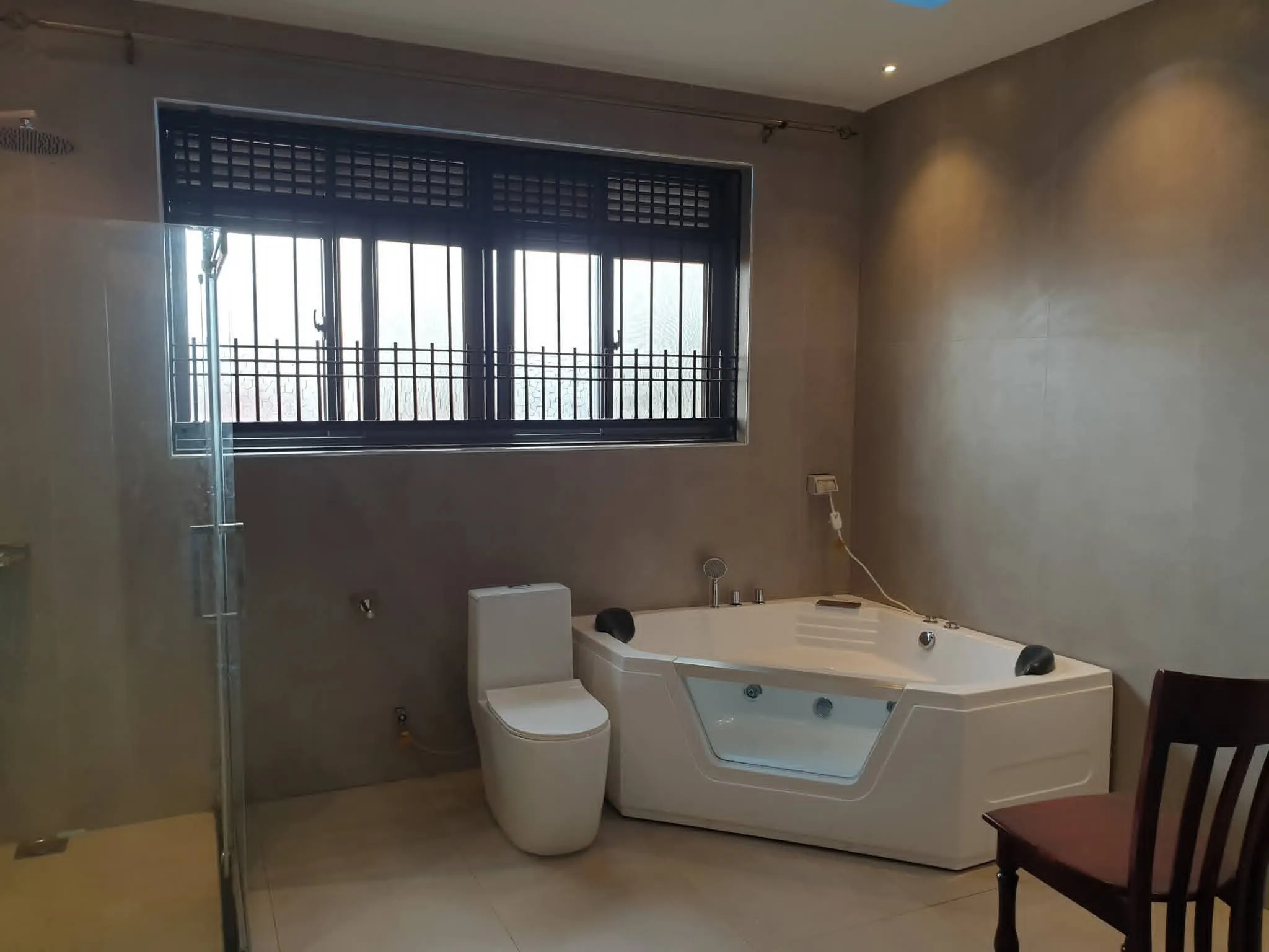 Image of houses for Sale in Kampala, Uganda