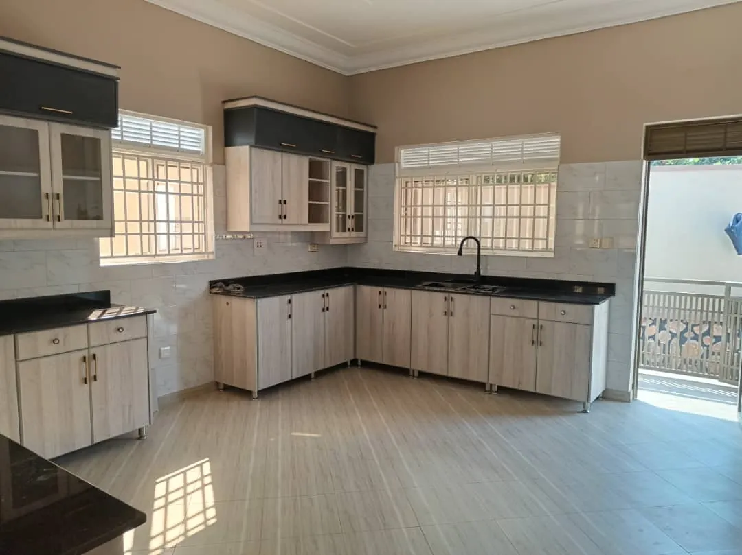 Image of houses for Sale in Kampala, Uganda